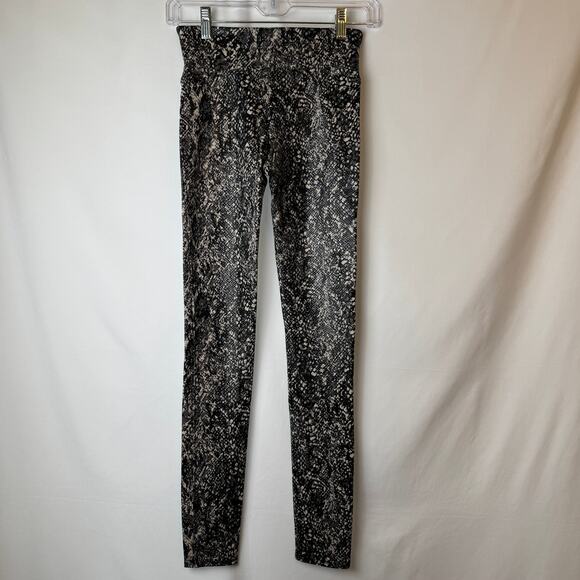 NWT Spanx Faux Leather Snake Shine Leggings - Size S/P - Picture 3 of 8